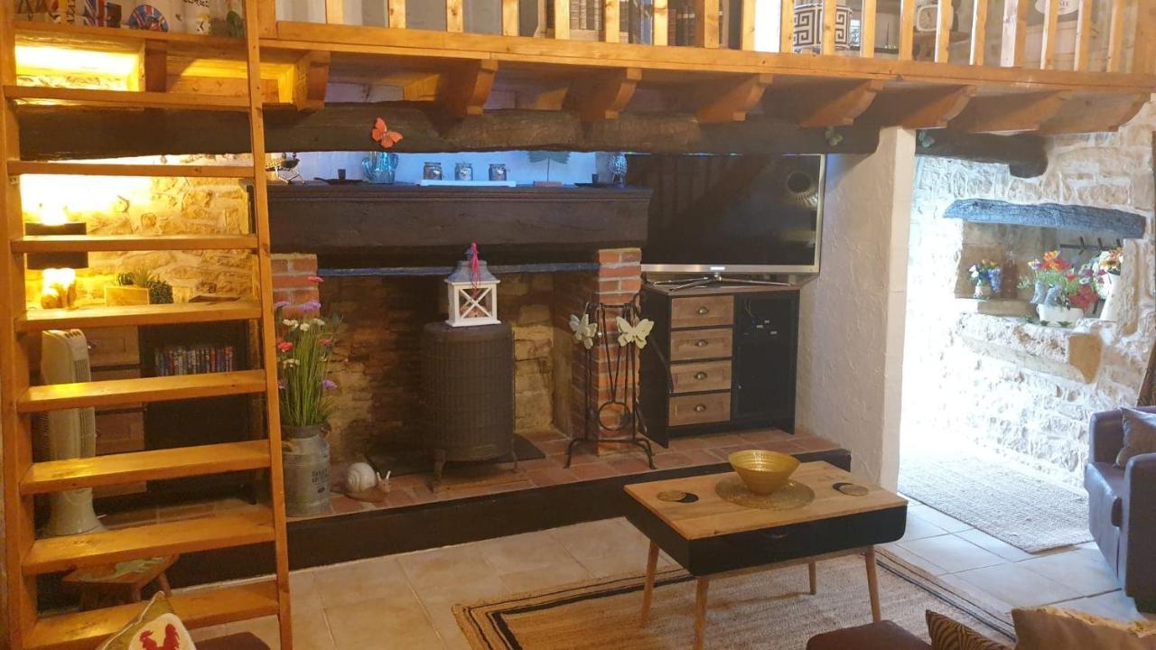 Chocolate Box Cottage Parzac Extérieur photo
